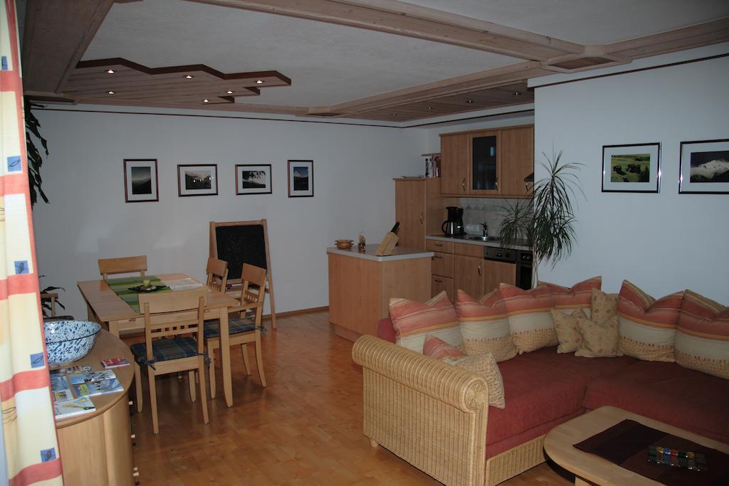 Am Waldrand Apartment Mittersill Ruang foto