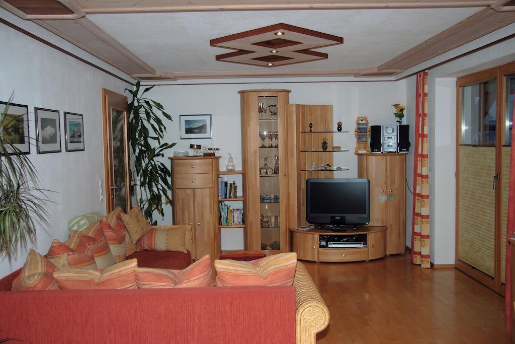 Am Waldrand Apartment Mittersill Ruang foto